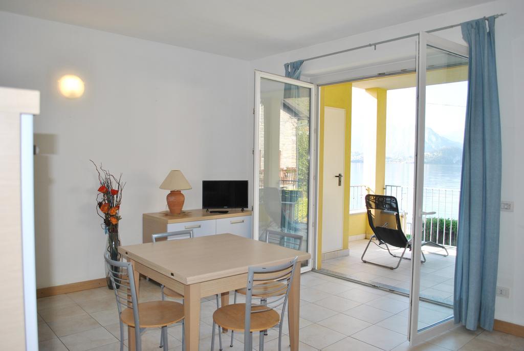 Residence White Beach Lierna Bagian luar foto